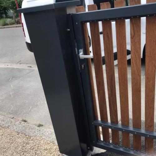 Mey'er, couvertine renforcée pour poteau et habillage poteau, aluminium anthracite, Dal'Alu, Alsace, Grand Est